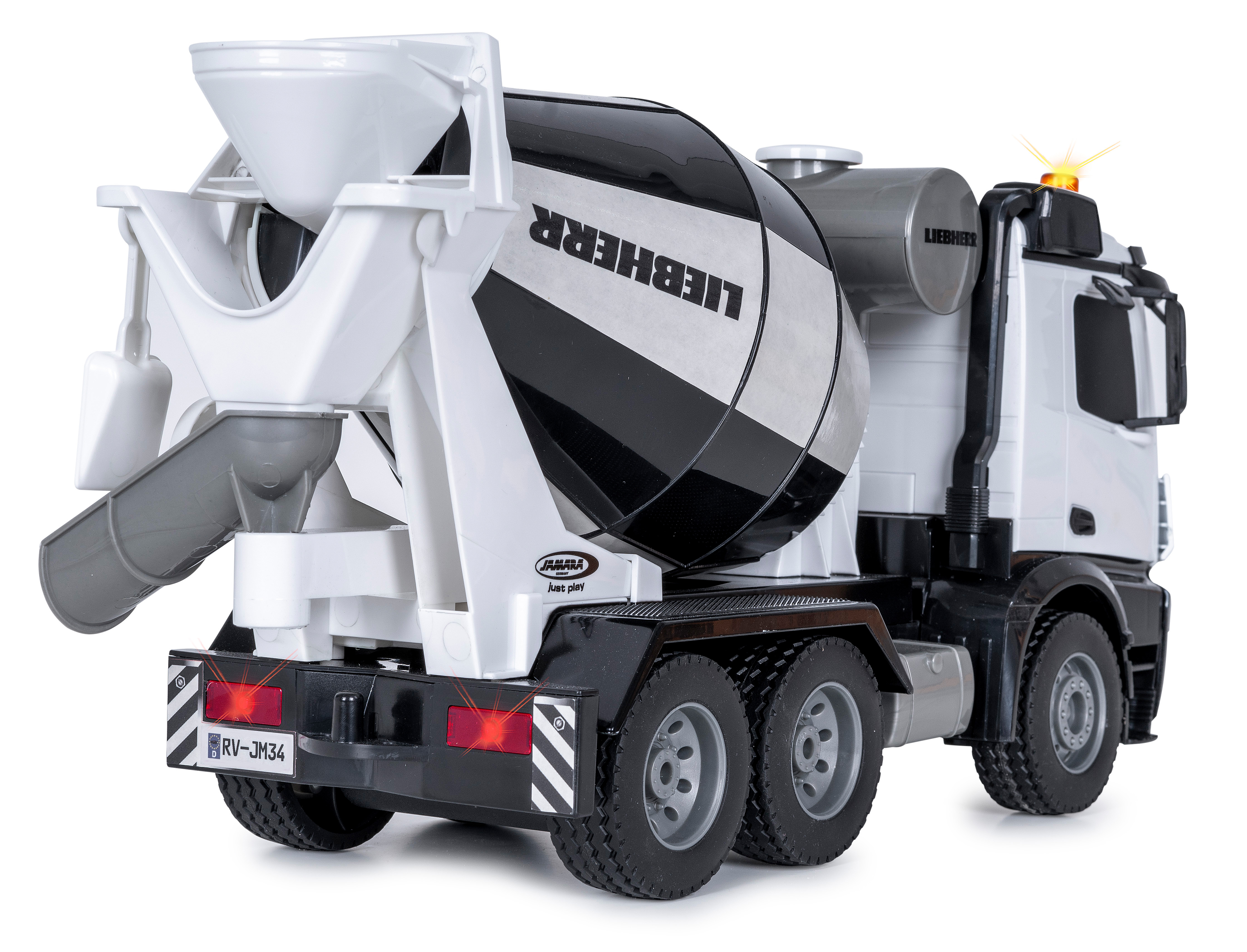 Weißer und schwarzer Spielzeug-Zementlaster mit Liebherr-Logo. Rückansicht des LKW. Der Hintergrund ist weiß.