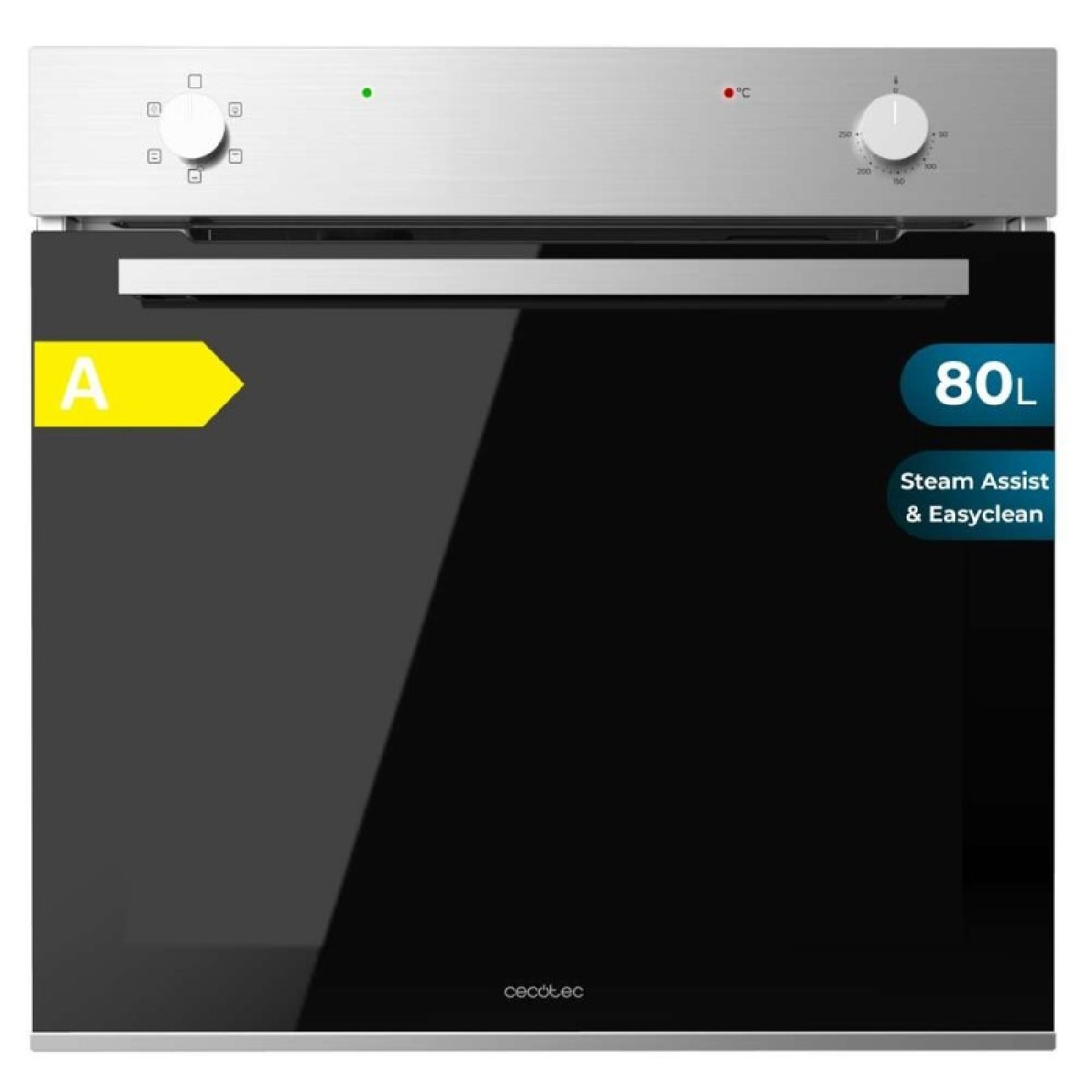Horno con etiqueta de eficiencia energética. Tiene puerta de cristal negro y parte superior de acero con mandos.