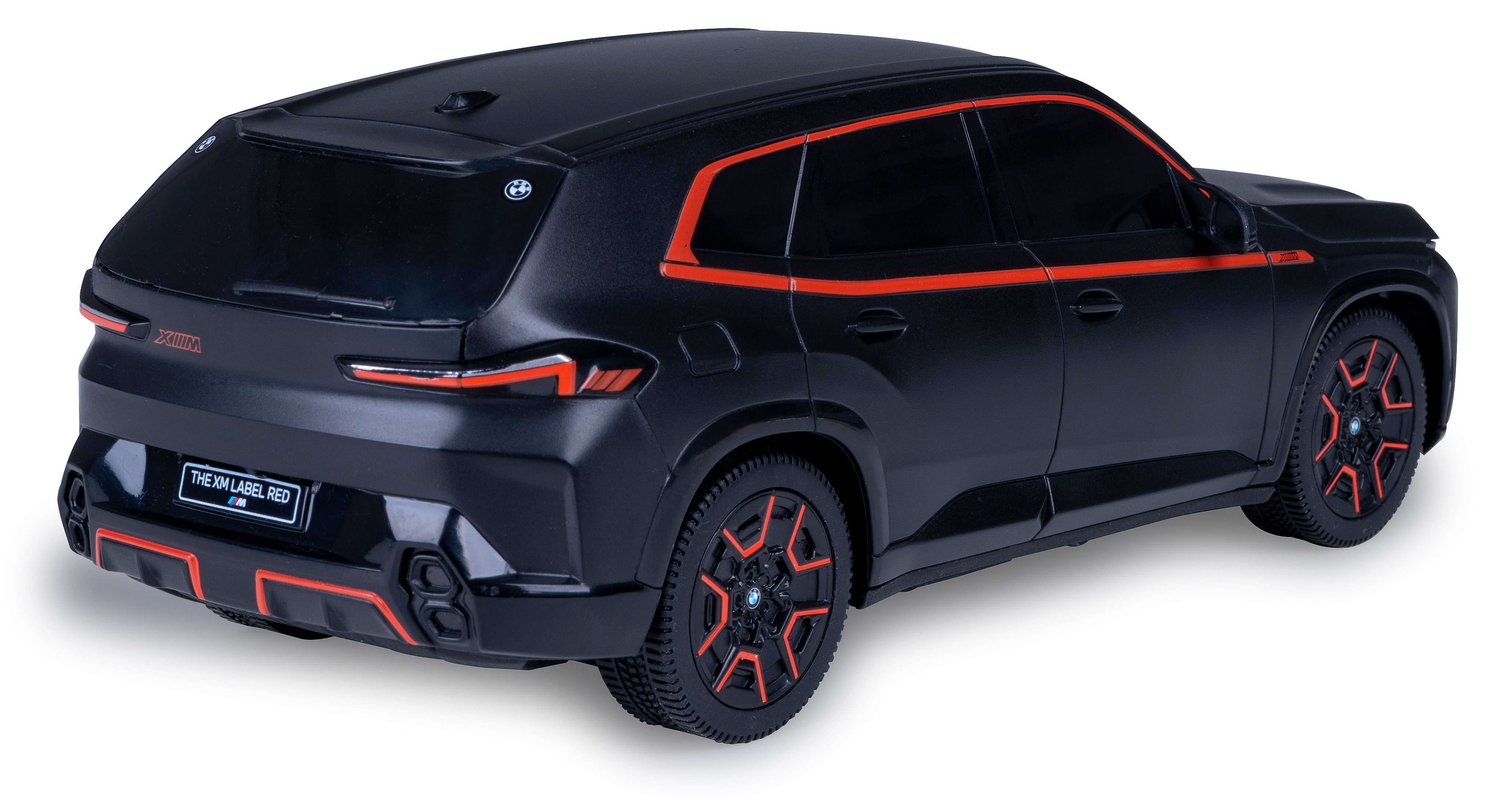 Rückansicht eines schwarzen BMW XM Label Red Spielzeugautos. Rote Akzente, schwarze Räder.
