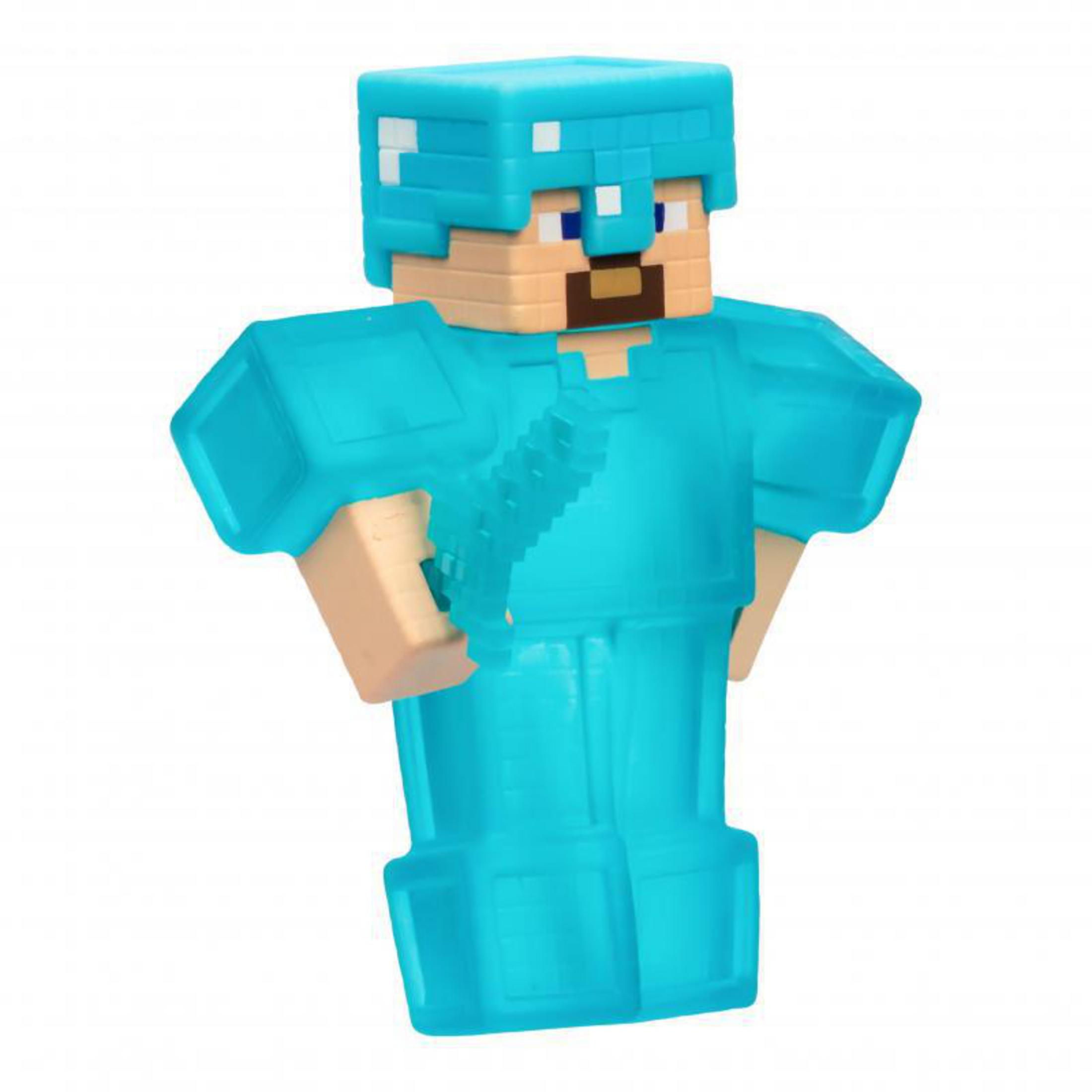 Un personaje de Minecraft con armadura azul, de pie con los brazos a los lados.