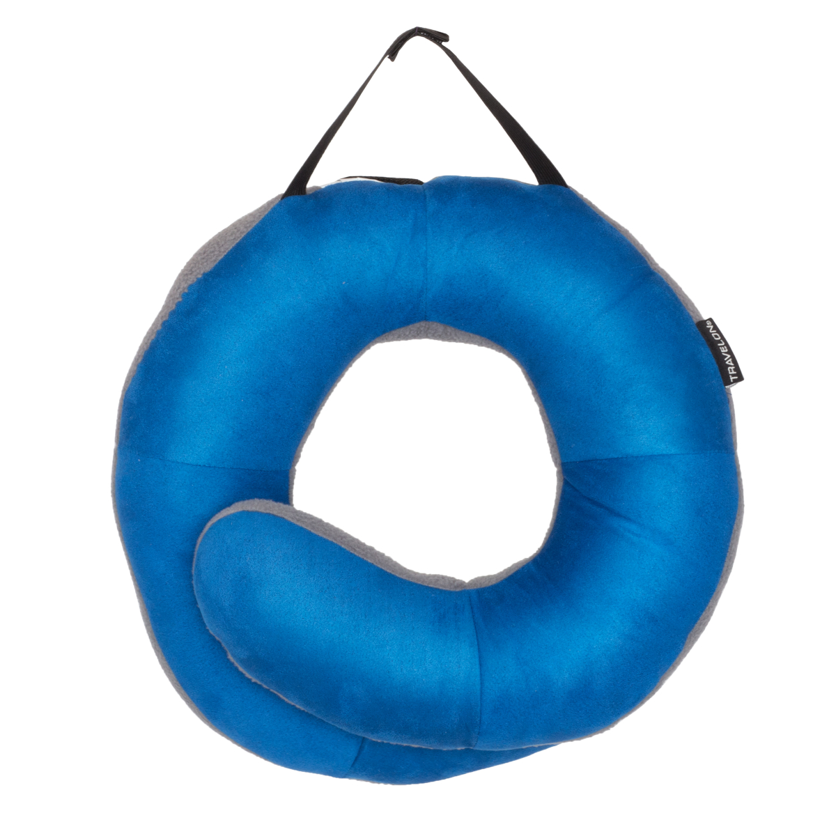 Almohada de viaje azul y gris en forma circular con una correa negra para colgar. La palabra 'TRAVEL.COM' está impresa.
