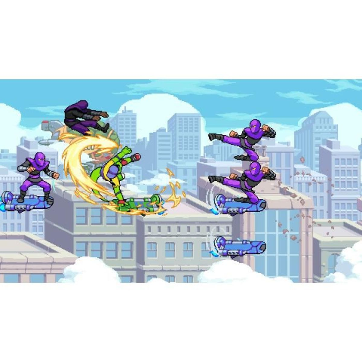Tartarughe Ninja pixelate che combattono ninja viola su skateboard in una città.