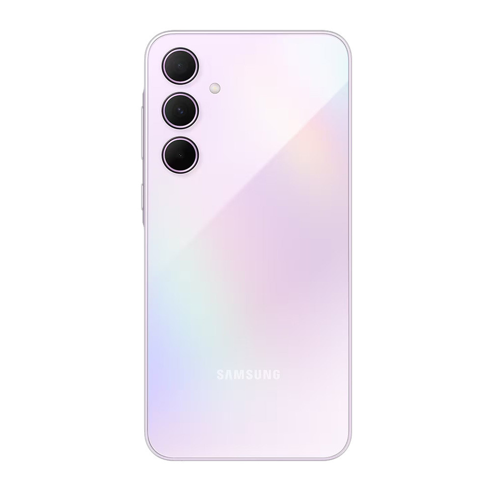 Tył jasnoróżowego smartfona z trzema aparatami. Widoczne logo Samsung.