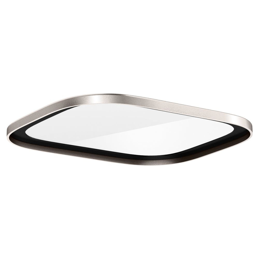 Prostokątna srebrna lampa sufitowa z białym światłem. Lampa ma czarną obwódkę.
