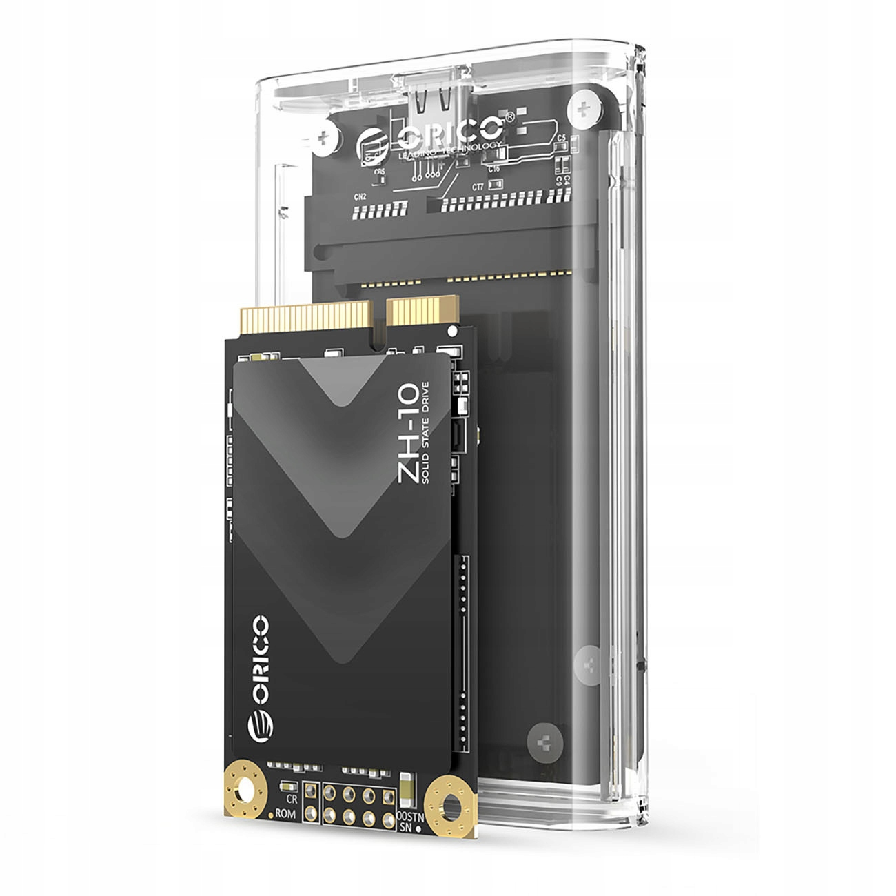 Przezroczysta obudowa z dyskiem SSD w środku. Widoczna nazwa marki „ORICO”. Dysk SSD jest czarny.