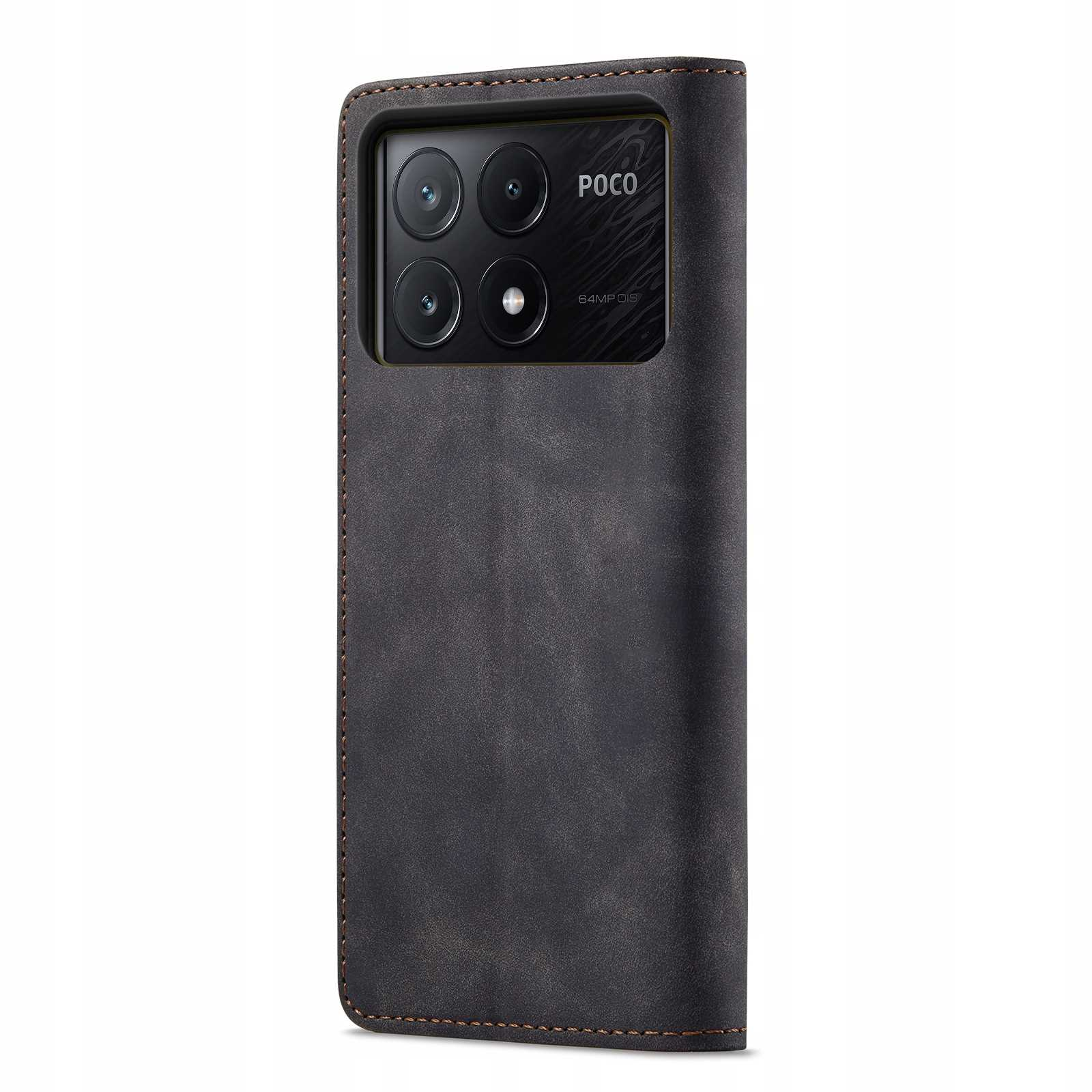 Czarne etui na telefon z telefonem w środku. Telefon ma cztery aparaty i widoczne jest słowo POCO.