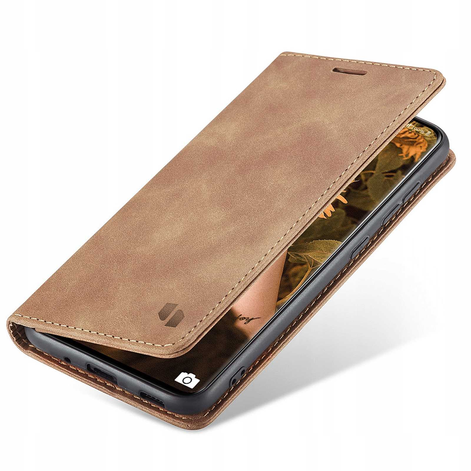 Brązowe etui na telefon otwarte, pokazujące telefon. Ekran telefonu pokazuje wschód słońca. Etui ma logo.