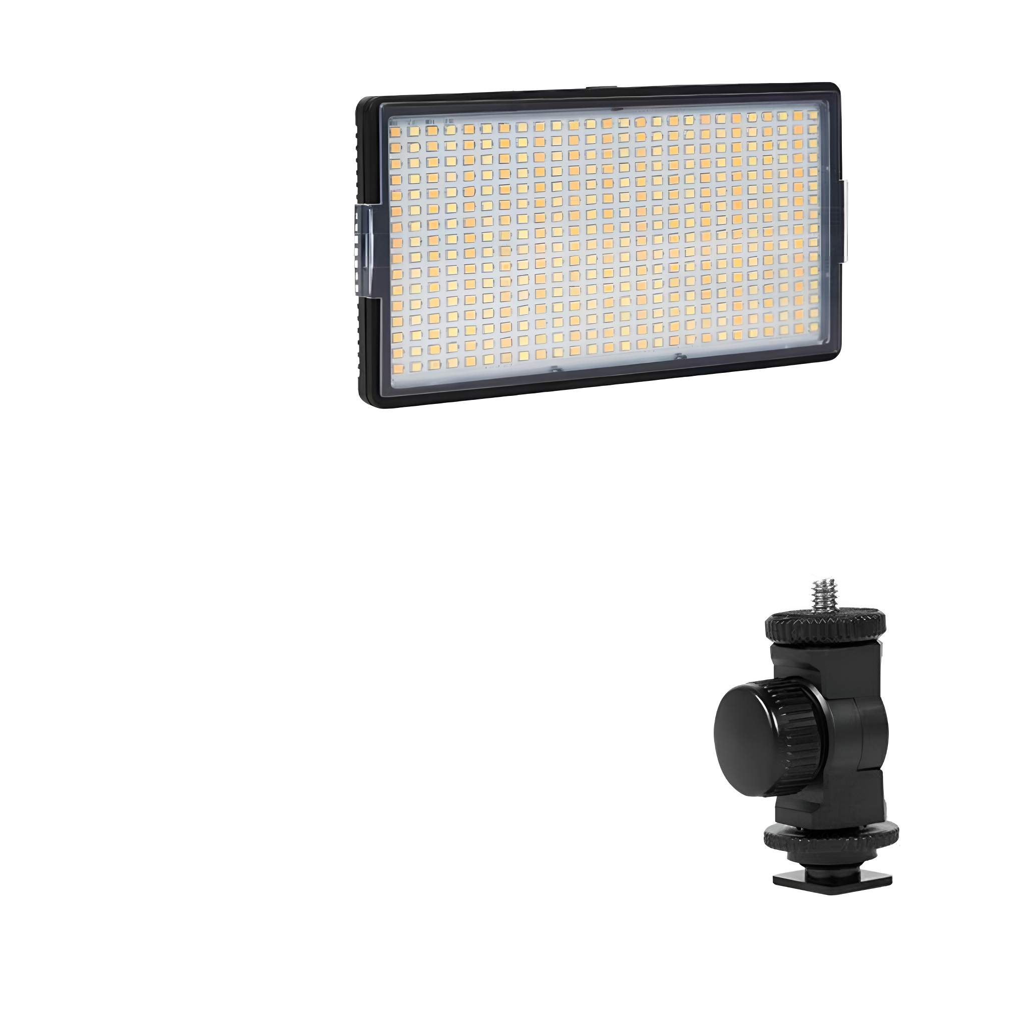 LED-Lichtpanel und eine schwarze Halterung. Das Lichtpanel ist rechteckig mit vielen kleinen gelben Lichtern.
