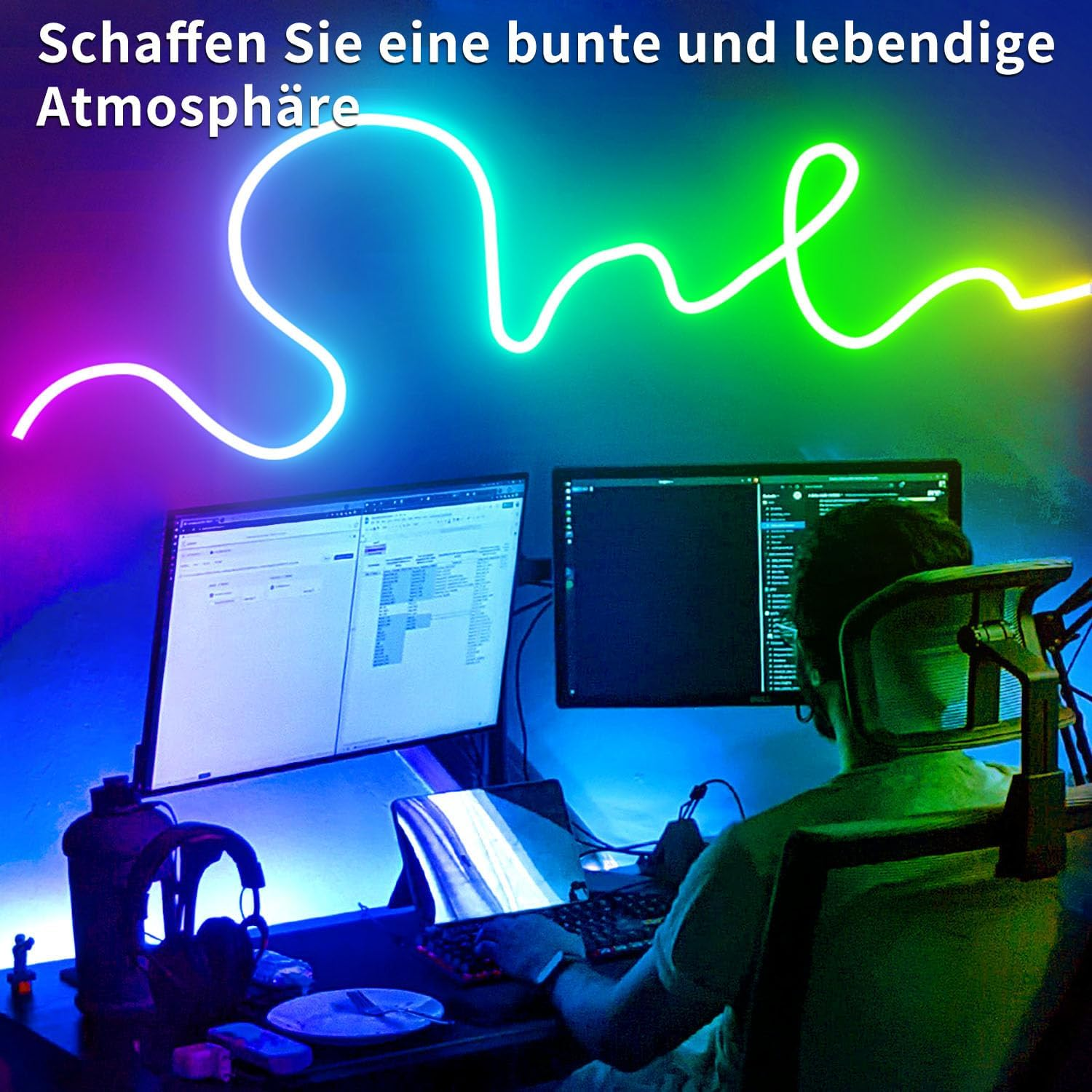 Eine Person arbeitet an einem Schreibtisch mit zwei Monitoren, beleuchtet von einem Neonschild. Text sagt 'Schaffen Sie eine bunte...'