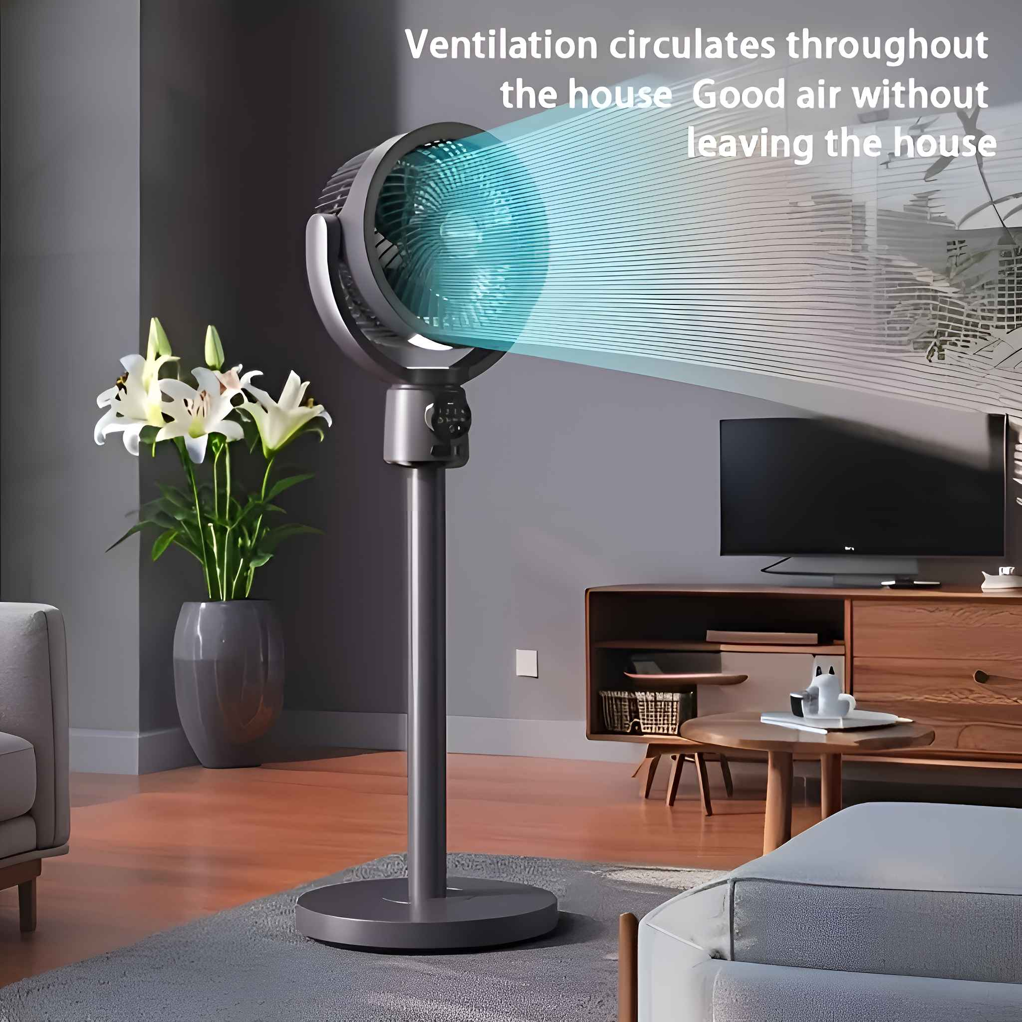 Ein grauer Ventilator, der Luft bläst. Der Ventilator steht in einem Raum mit Möbeln und Blumen. Text sagt: "Die Belüftung zirkuliert im ganzen Haus".