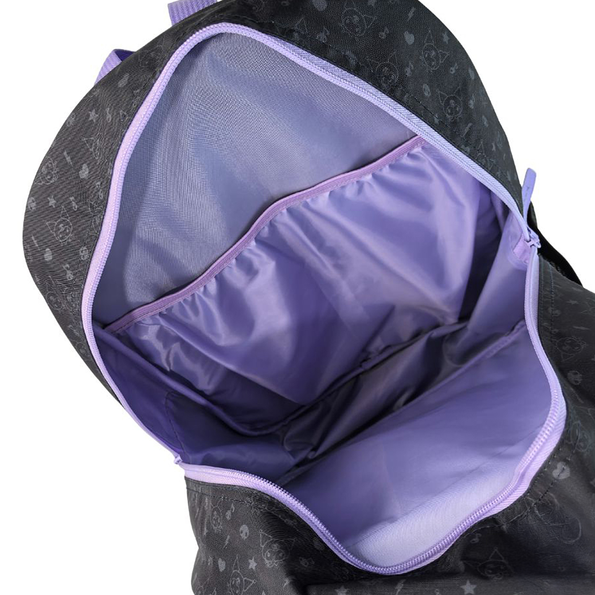 Interno di zaino nero con fodera viola. Dettaglio della cerniera viola. Aperto, mostra l'interno.