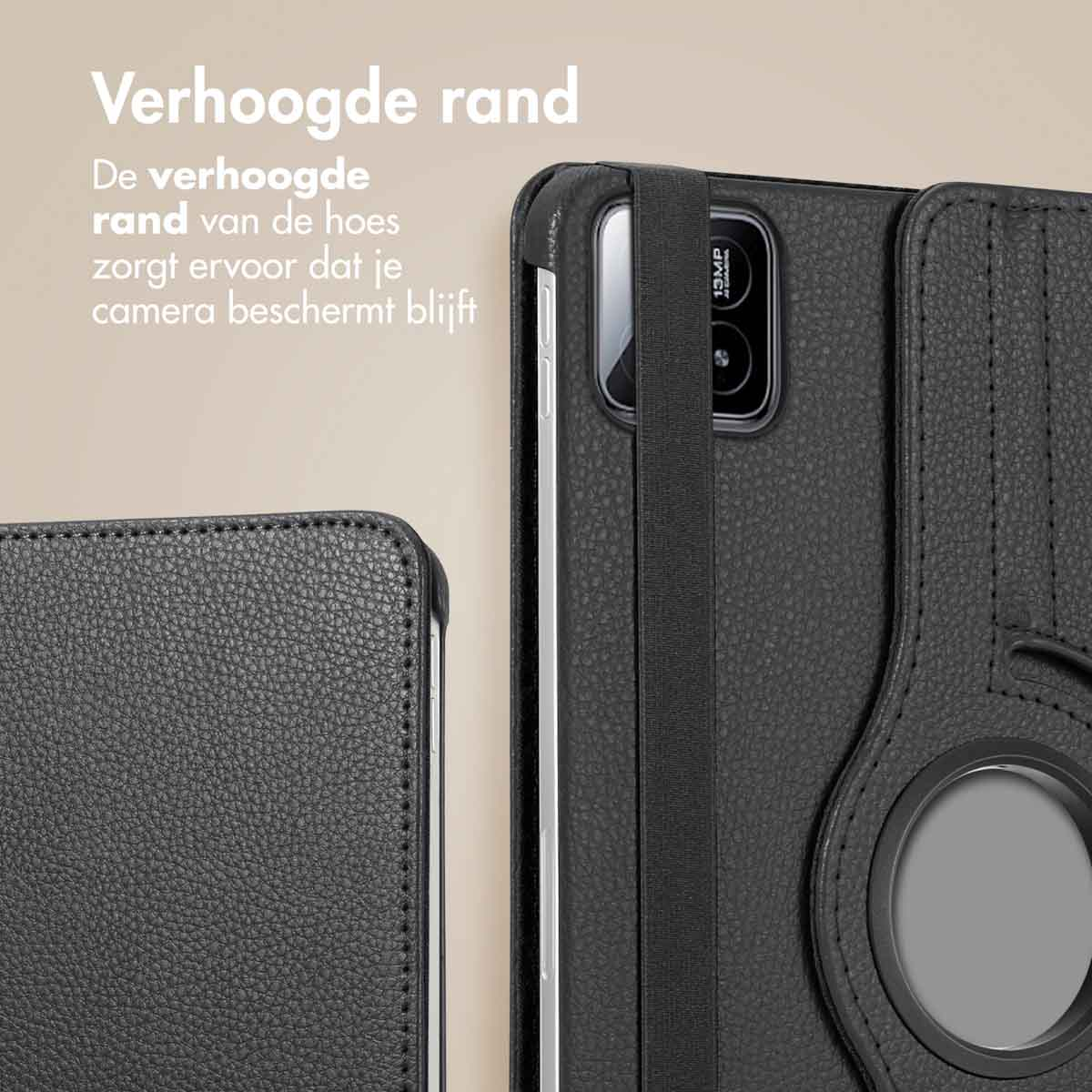 Close-up of a black phone case. The text "Verhoogde rand" is visible, with the phone's camera.
