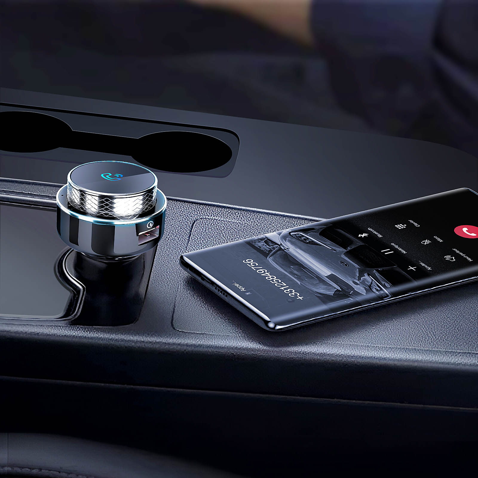 Konsola samochodowa posiada telefon, okrągłe urządzenie z niebieskim światłem i uchwyt na kubek.