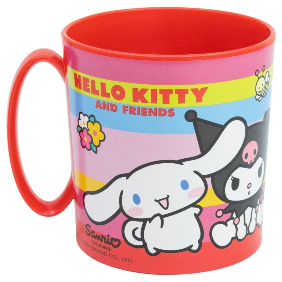 Roter Hello Kitty-Becher mit Charakterbildern und Text.