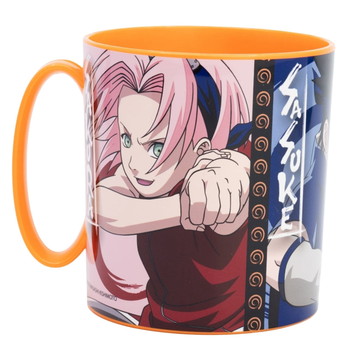 Eine Tasse mit Anime-Charakteren. Ein Mädchen mit rosa Haaren und ein Mann sind abgebildet.