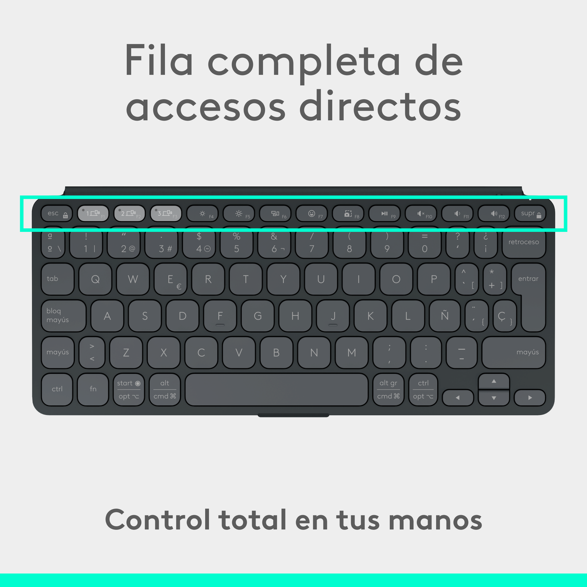 Un teclado con una fila completa de teclas de acceso directo y un diseño negro.