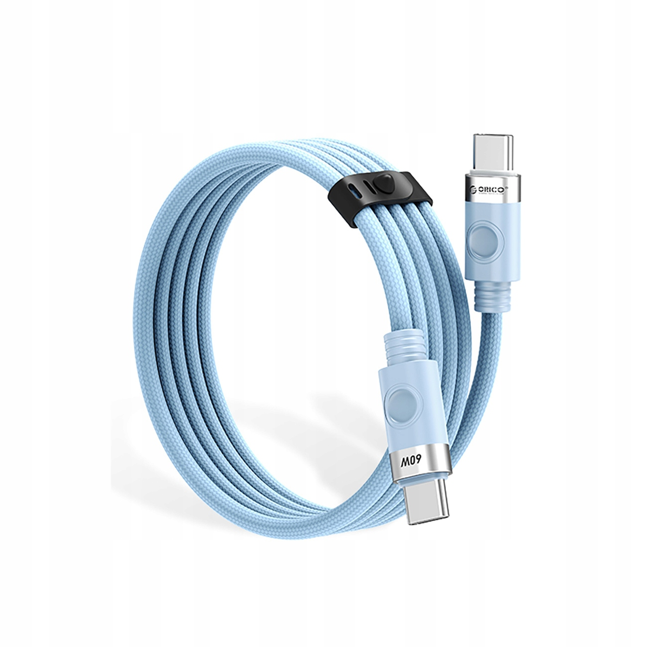 Hellblaues USB-C-Kabel aufgerollt, mit zwei USB-C-Anschlüssen und einem schwarzen Kabelorganizer.
