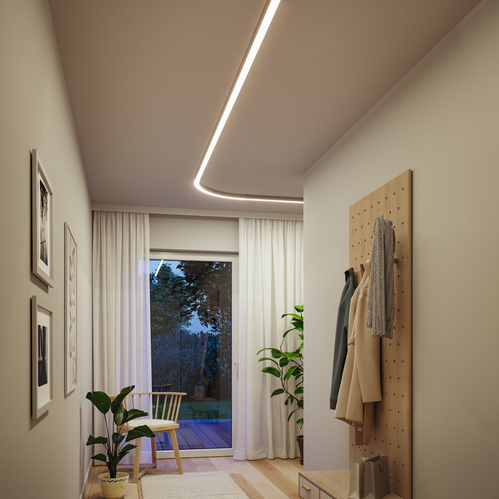 Korytarz z oświetleniem sufitowym, obrazami i drewnianym wieszakiem na ubrania. Jasny, nowoczesny design.