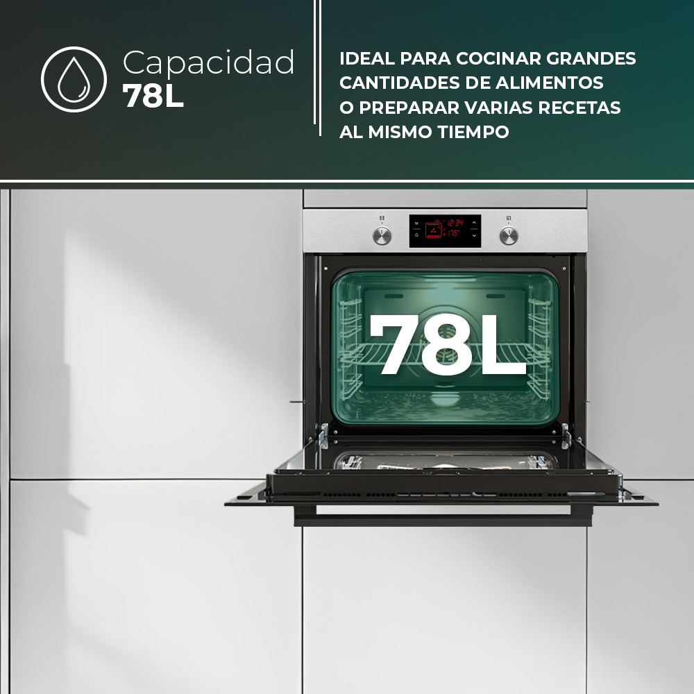 Un horno Svan con una capacidad de 78L dentro de un gabinete blanco, con la puerta abierta, mostrando su interior.