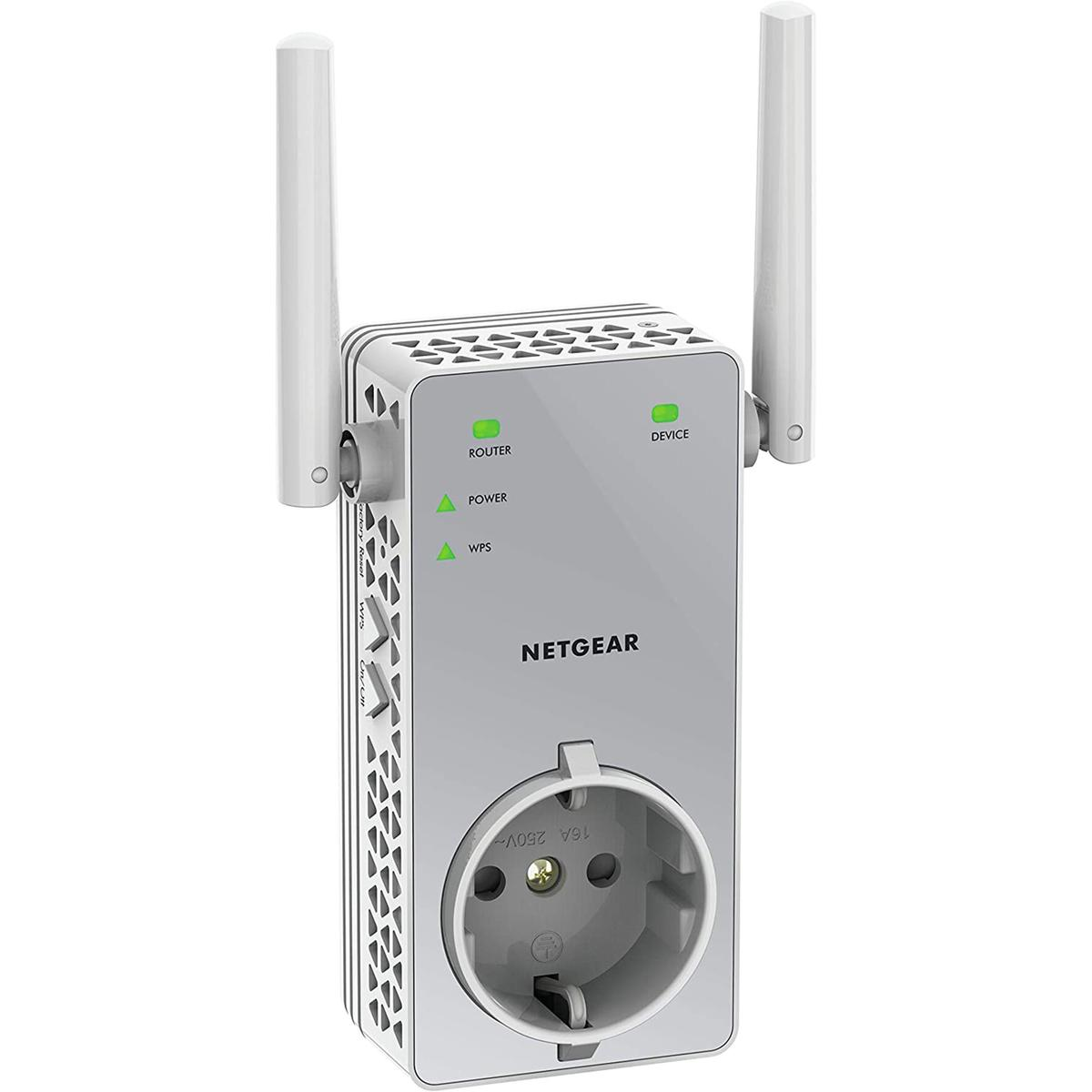 Wzmacniacz sygnału WiFi Netgear w gniazdku. Dwie anteny i wskaźniki.