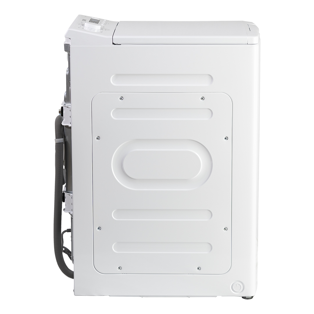 La parte trasera de una lavadora blanca con un panel texturizado.