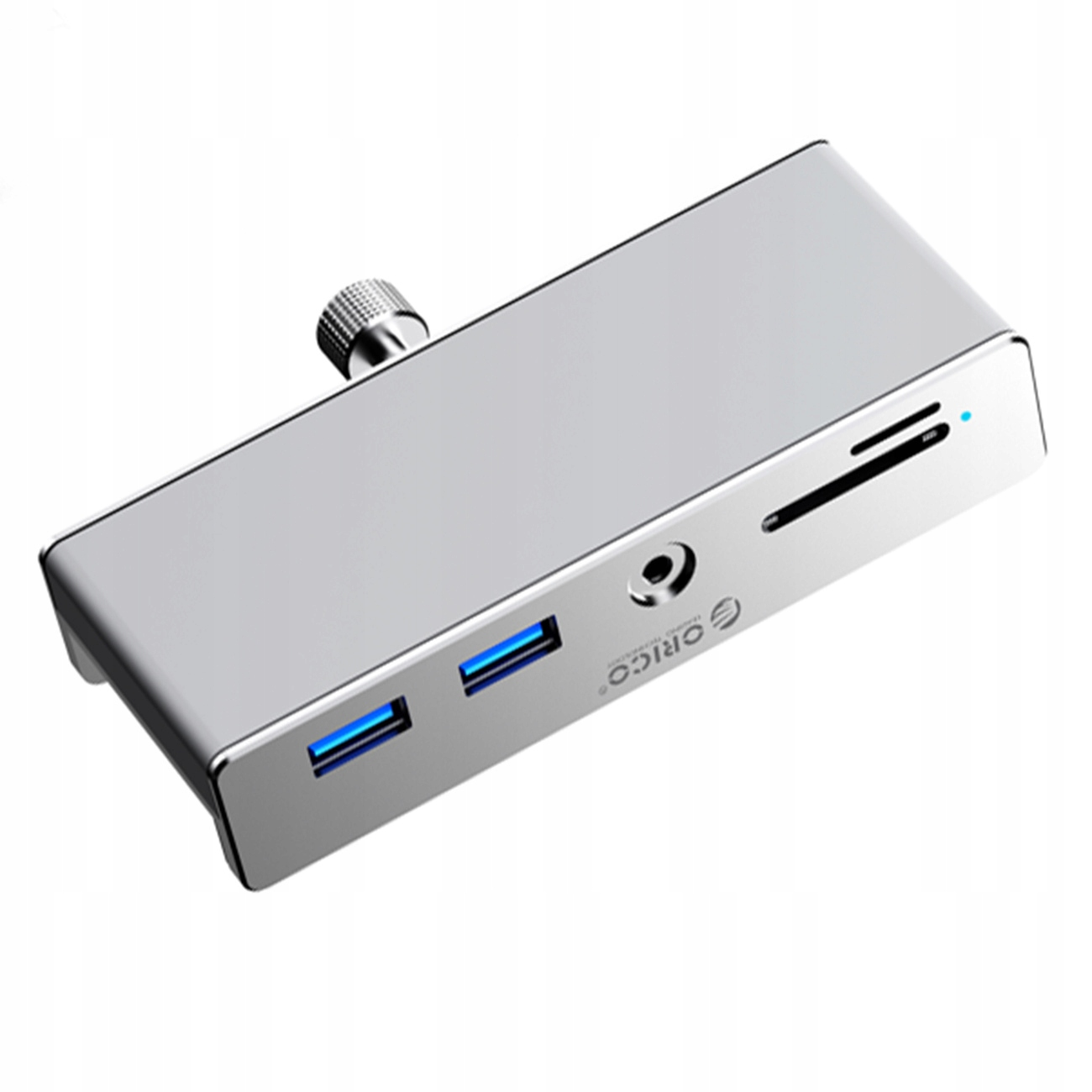 Srebrny hub USB z dwoma portami USB, gniazdem na kartę SD i gniazdem audio. Hub znajduje się na białym tle.