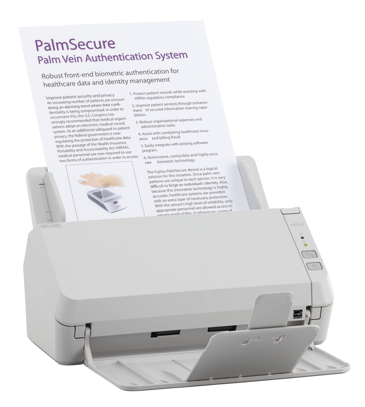 Biały skaner Fujitsu z dokumentem w środku. Dolna taca jest otwarta i górna również.