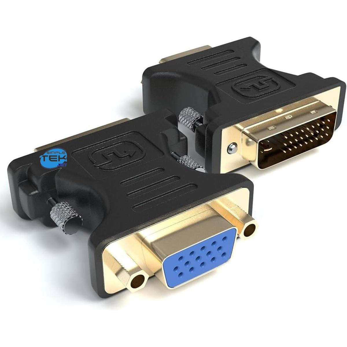 Adattatori DVI a VGA neri e dorati su sfondo bianco. I connettori sono visibili.