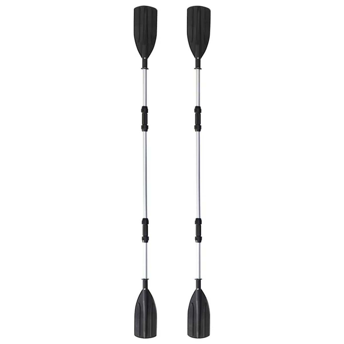 Deux pagaies de kayak. Les pagaies sont noires et argentées avec une poignée en forme de T.