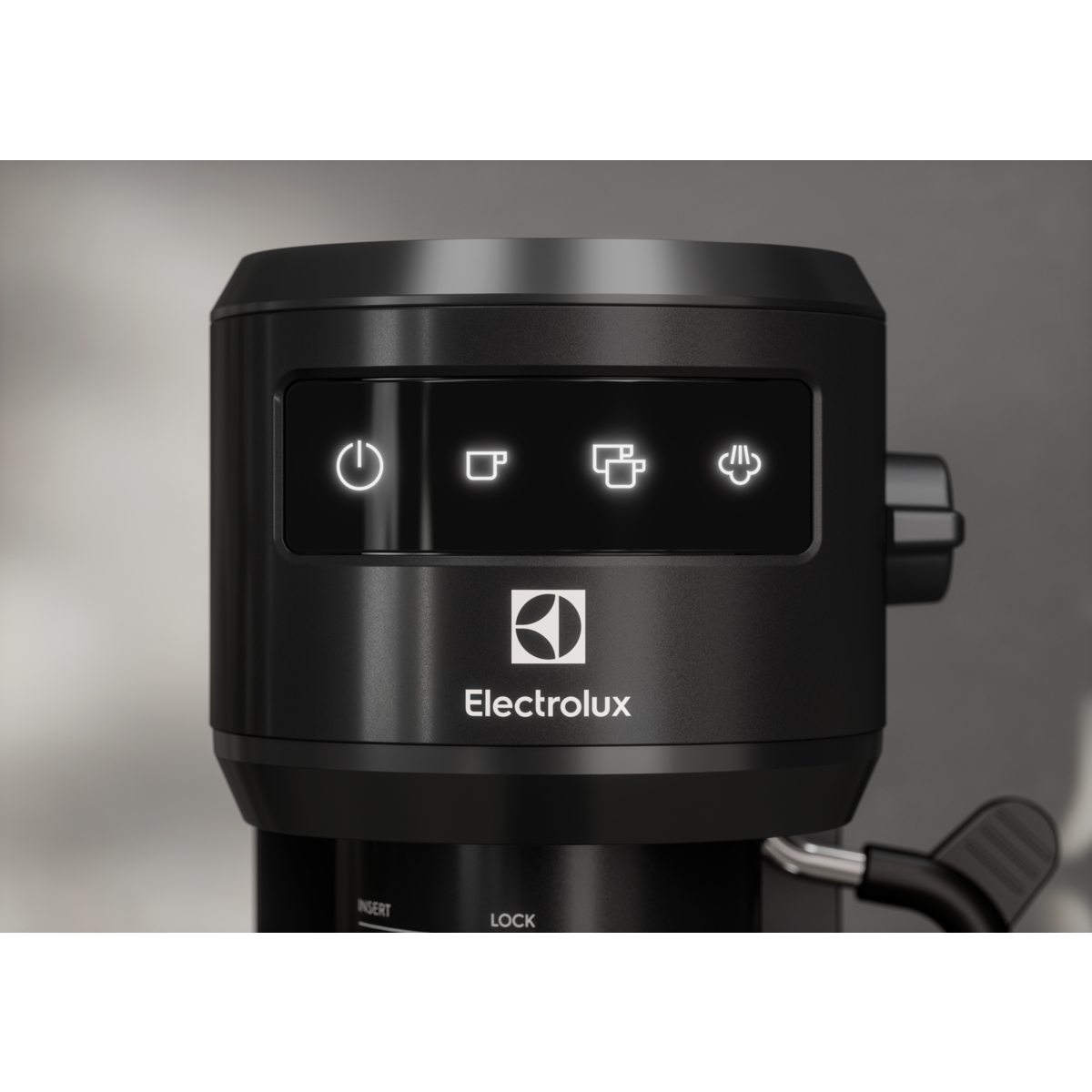 Primo piano di una macchina da caffè nera con icone illuminate di alimentazione, caffè e vapore.