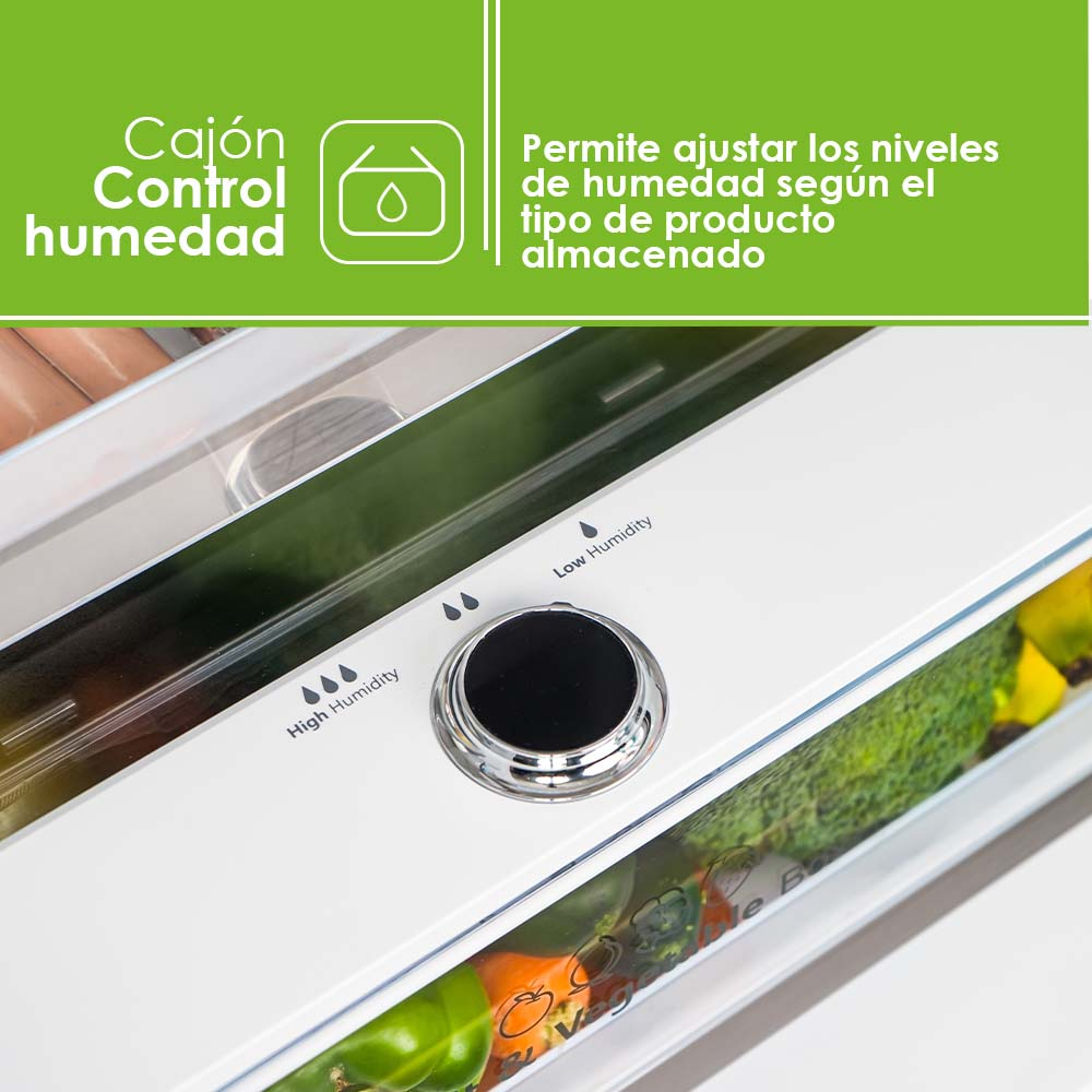 Primer plano del cajón de un refrigerador con control de humedad. Las verduras son visibles dentro del cajón.