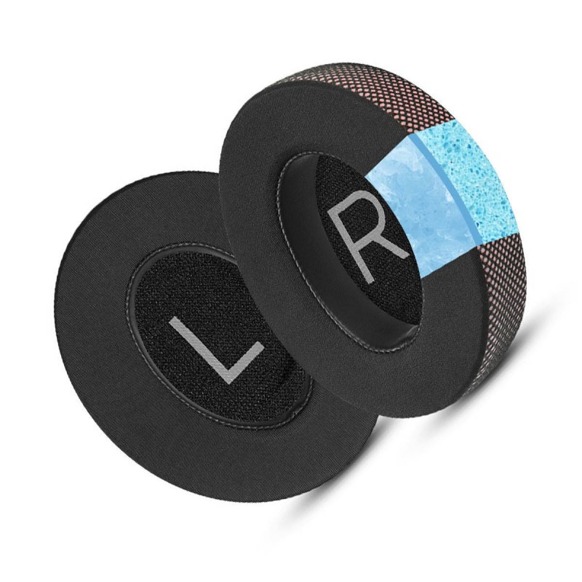 Due cuscinetti auricolari neri per cuffie etichettati con 'L' e 'R', con un dettaglio in spugna blu su uno.