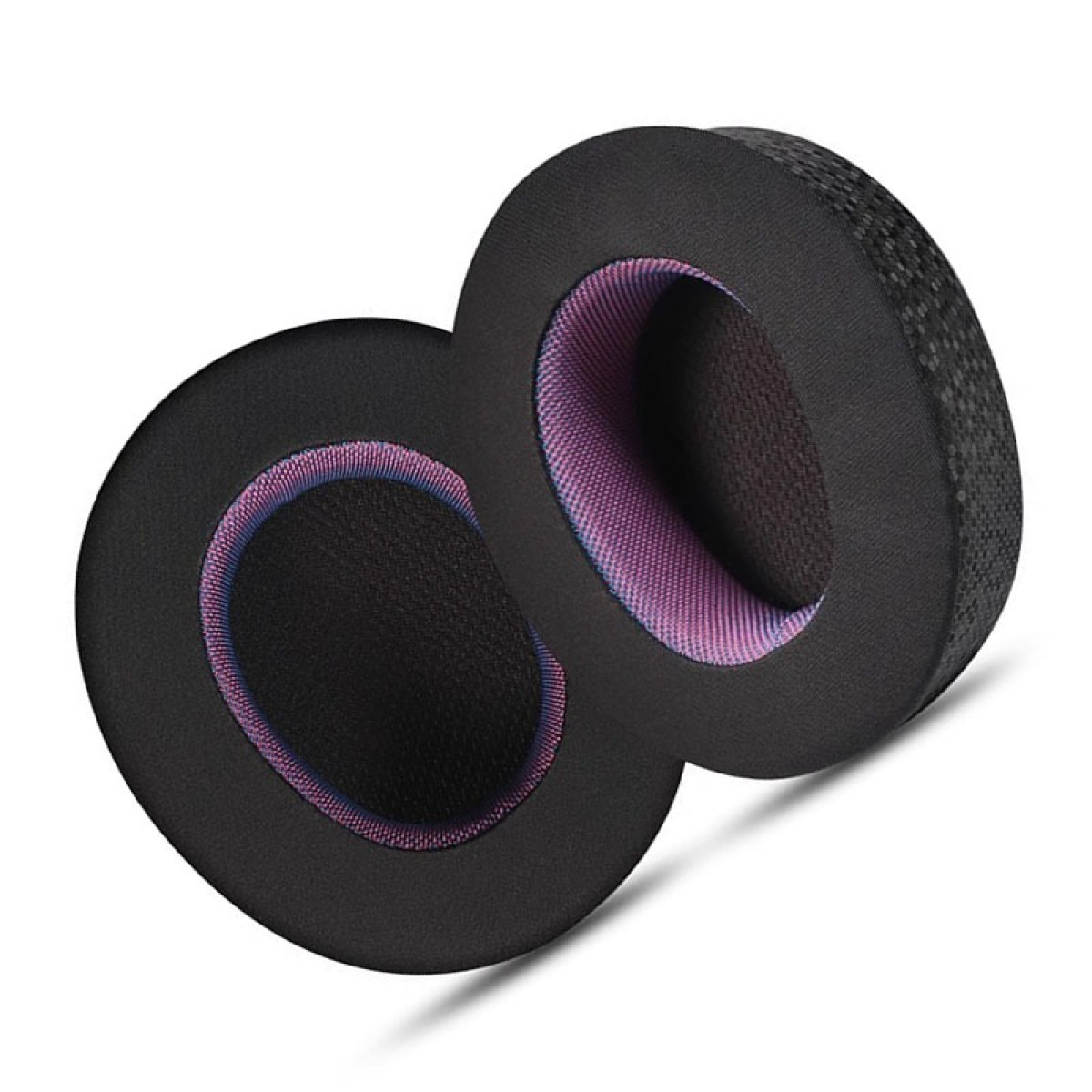 Due cuscinetti auricolari neri con interni rosa su sfondo bianco.