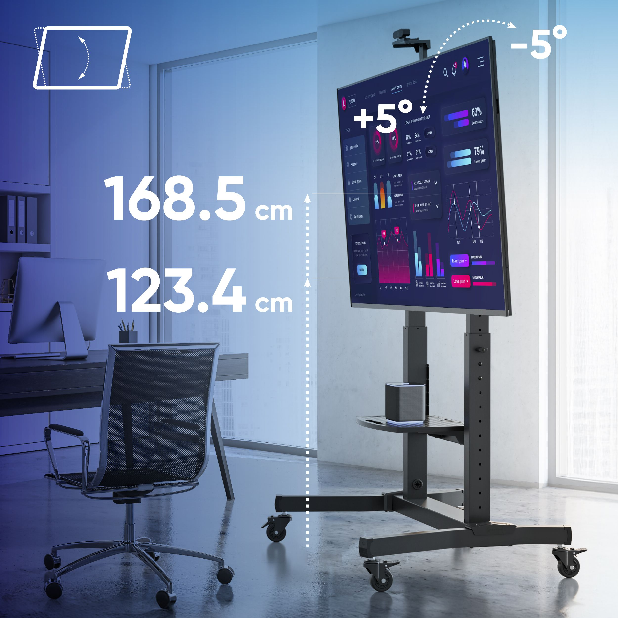 Un soporte de TV rodante que muestra datos, dimensiones y un fondo de espacio de trabajo con silla y escritorio.