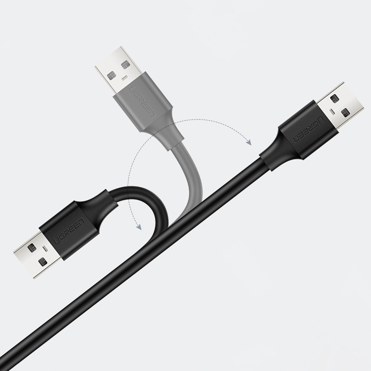 Trzy czarne kable USB z białymi złączami, kątowe i zakrzywione. Marka 'UGREEN' jest widoczna na złączach.