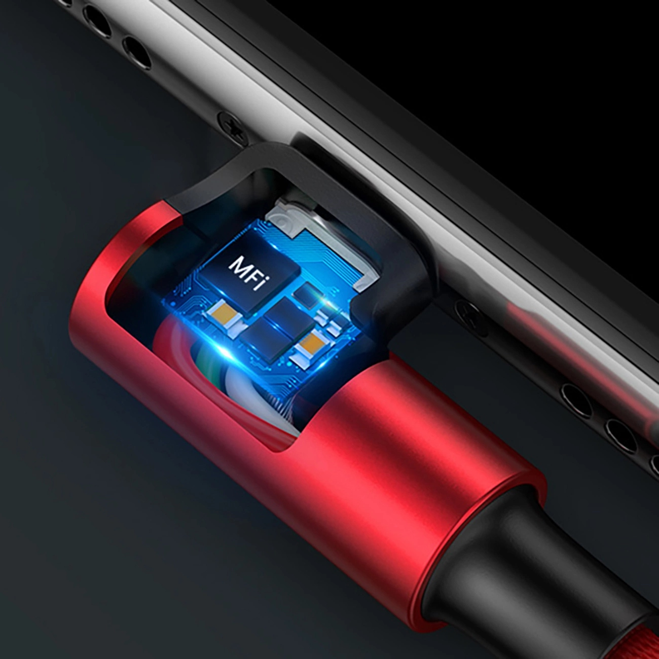 Zbliżenie końca czerwonego kabla wpiętego do telefonu, pokazujące wewnętrzne komponenty.