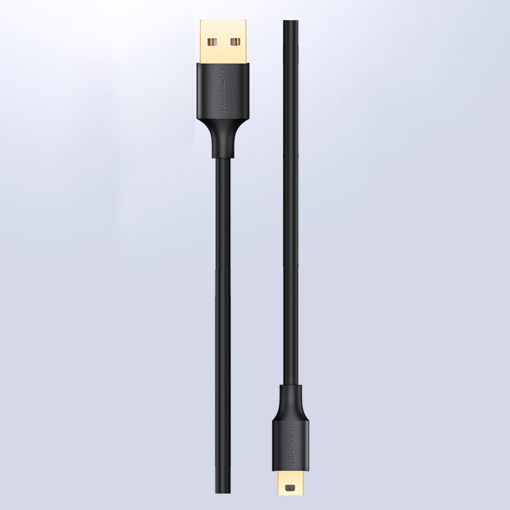 Dwa czarne kable USB ze złotymi złączami USB. Kable są oznaczone logo UGREEN.