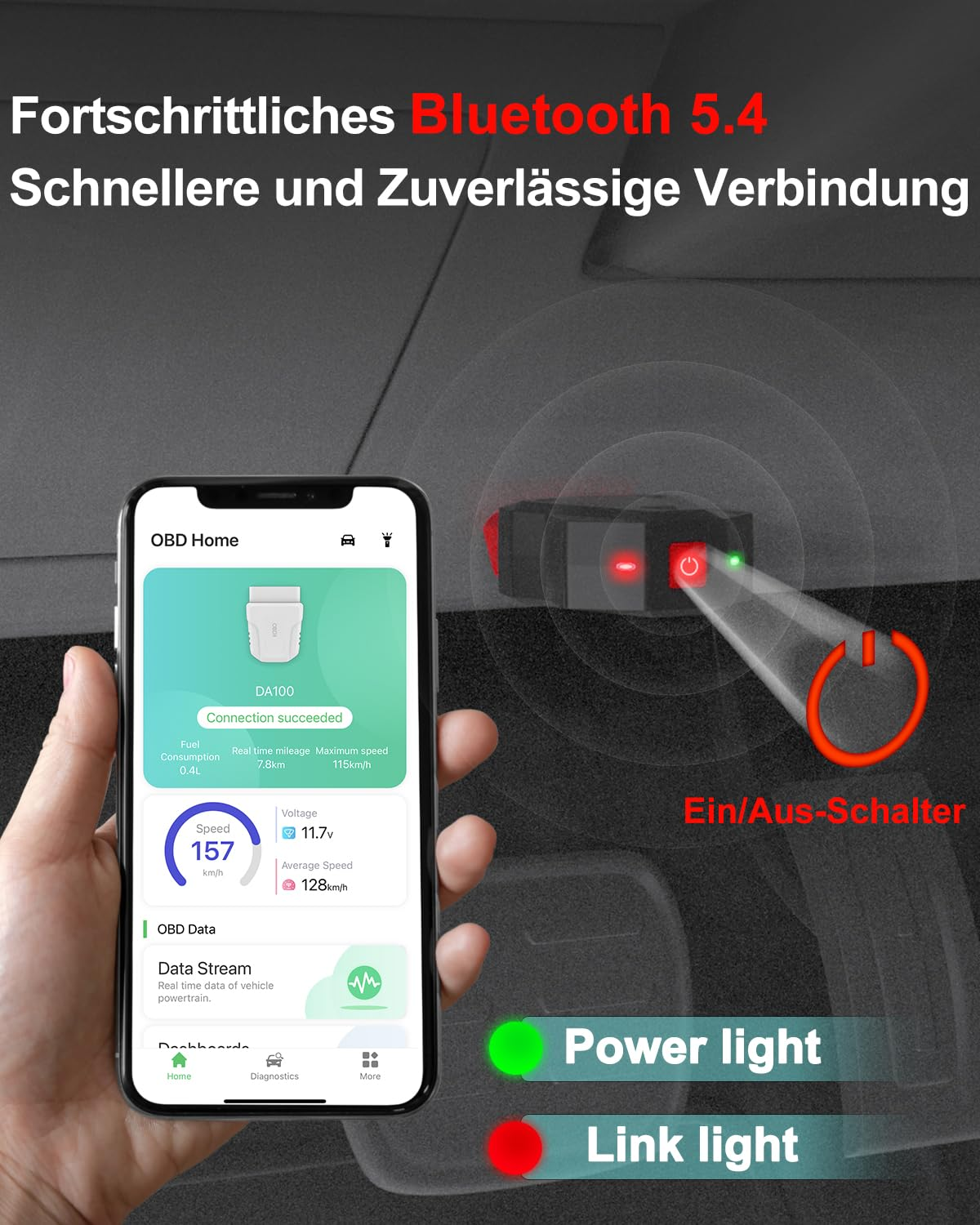 Eine Person hält ein Smartphone mit OBD-Daten neben einem rot-schwarzen Gerät.