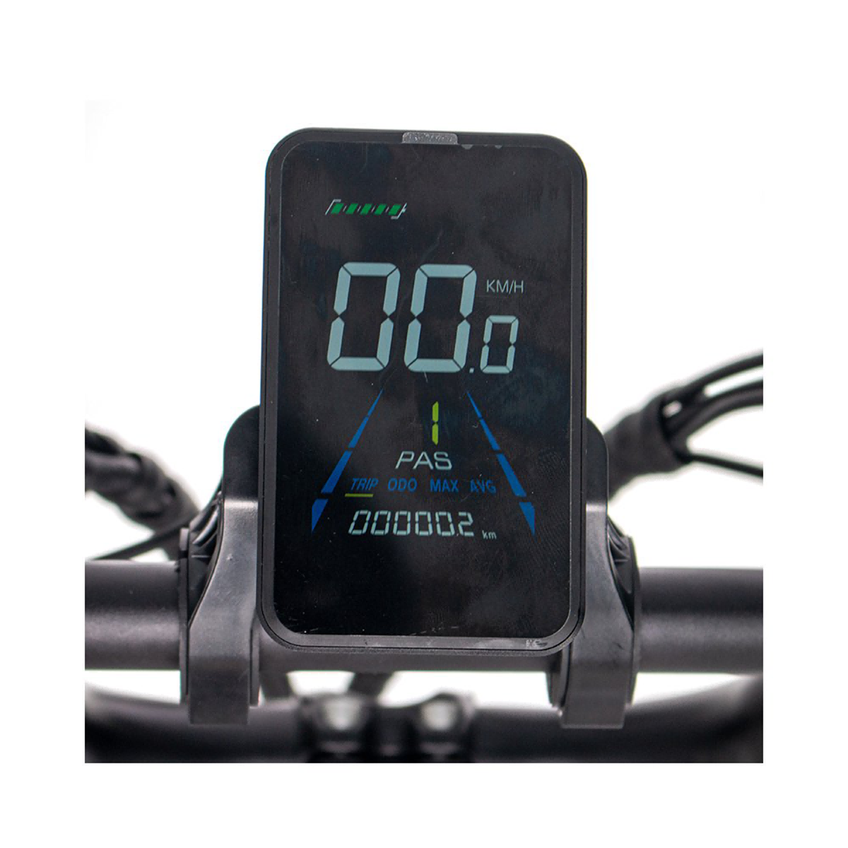 Wyświetlacz roweru elektrycznego pokazuje prędkość i inne parametry. Białe tło.