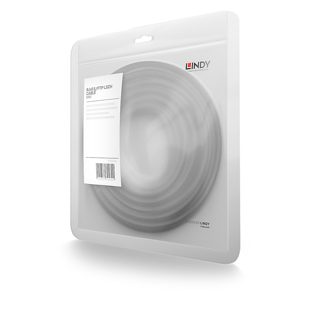 Kabel RJ45/FTP LSZH szary w przezroczystym plastikowym opakowaniu z białą etykietą i kodem kreskowym, marka Lindy.
