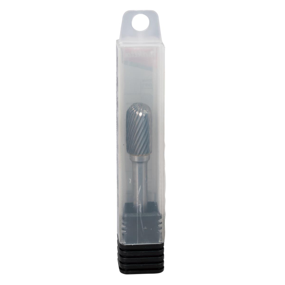 Ein Rotationsfräser in einer transparenten Plastikverpackung. Der Fräser ist zylindrisch mit Spiralnuten.