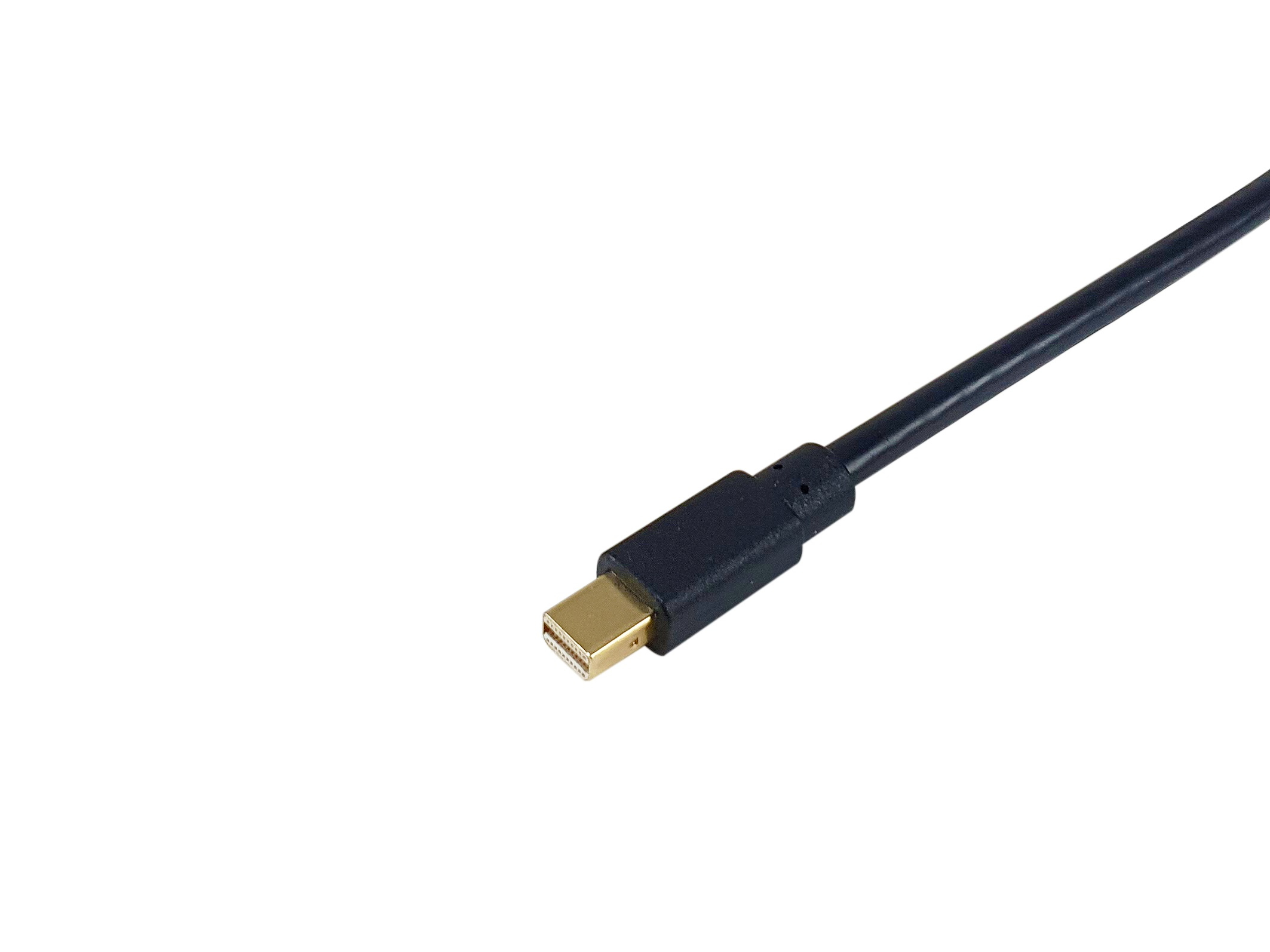 Schwarzes Mini-DisplayPort-Kabel auf weißem Hintergrund. Goldfarbener Stecker.
