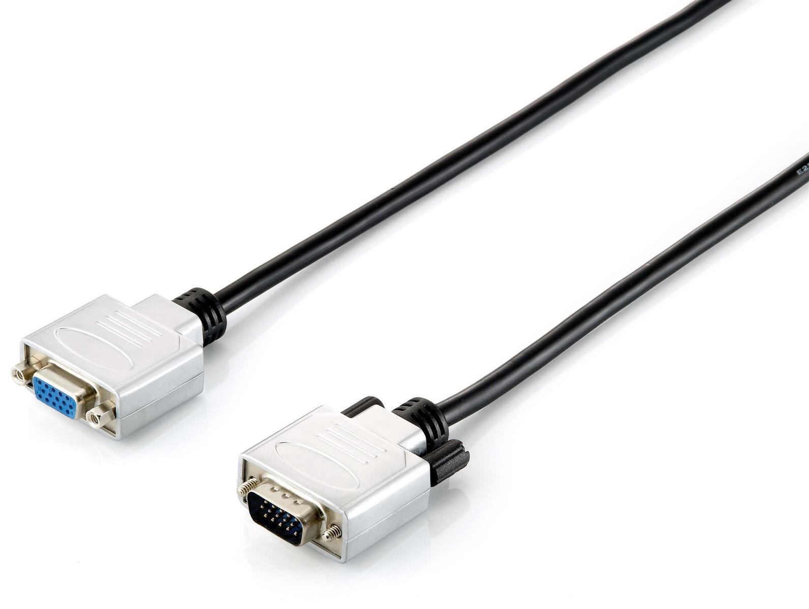 Zwei schwarze VGA-Kabel mit silbernen Steckern auf weißem Hintergrund.