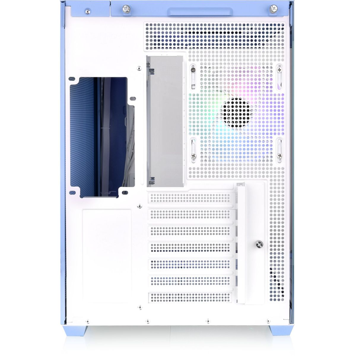 Il retro di un case per computer blu e bianco. Ha molti fori e alcuni componenti visibili.