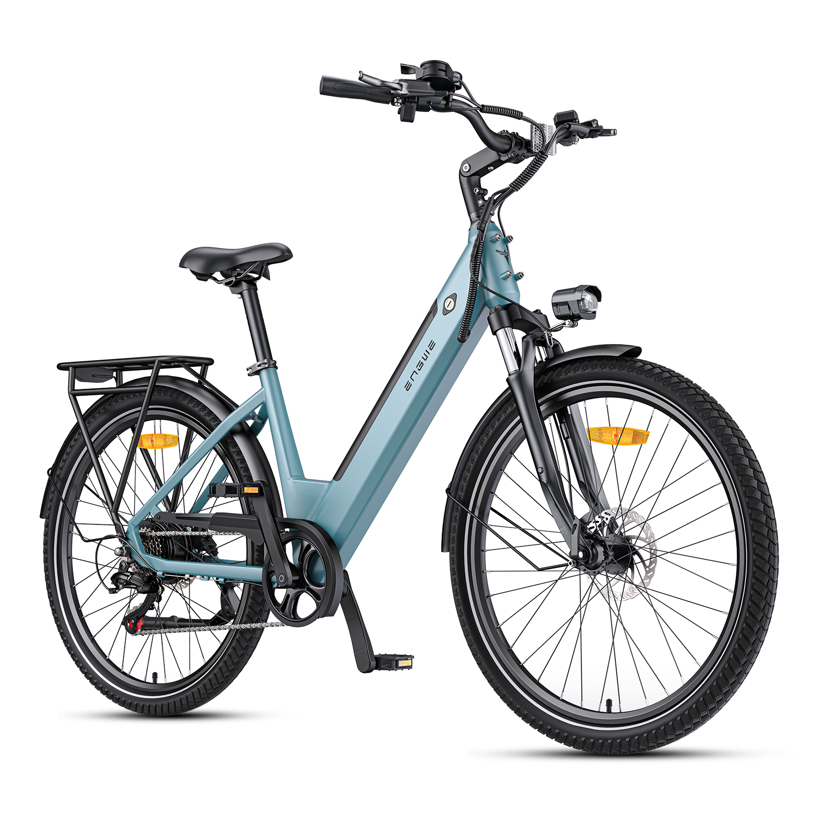 Ein türkisfarbenes Elektrofahrrad, Vorderansicht, mit schwarzen Reifen und Zubehör.