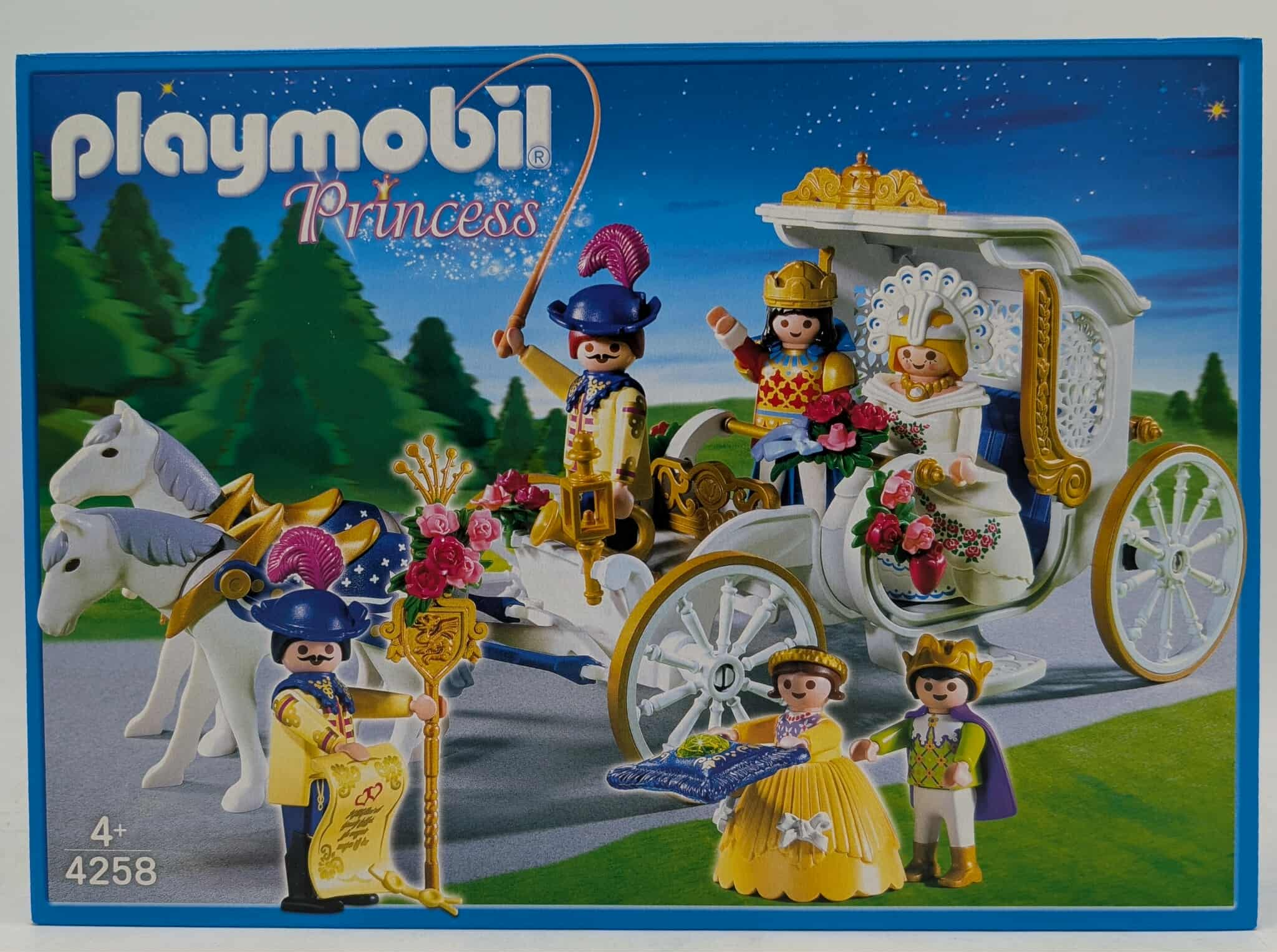 Playmobil Prinzessin-Set mit Kutsche, Pferden und Figuren einer königlichen Familie.