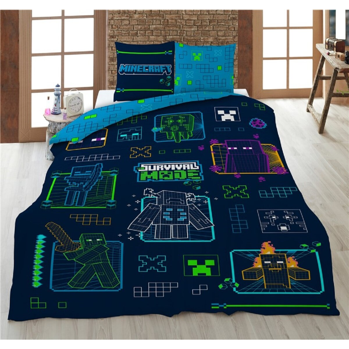 Juego de cama Minecraft con personajes pixelados, logos y elementos del juego.