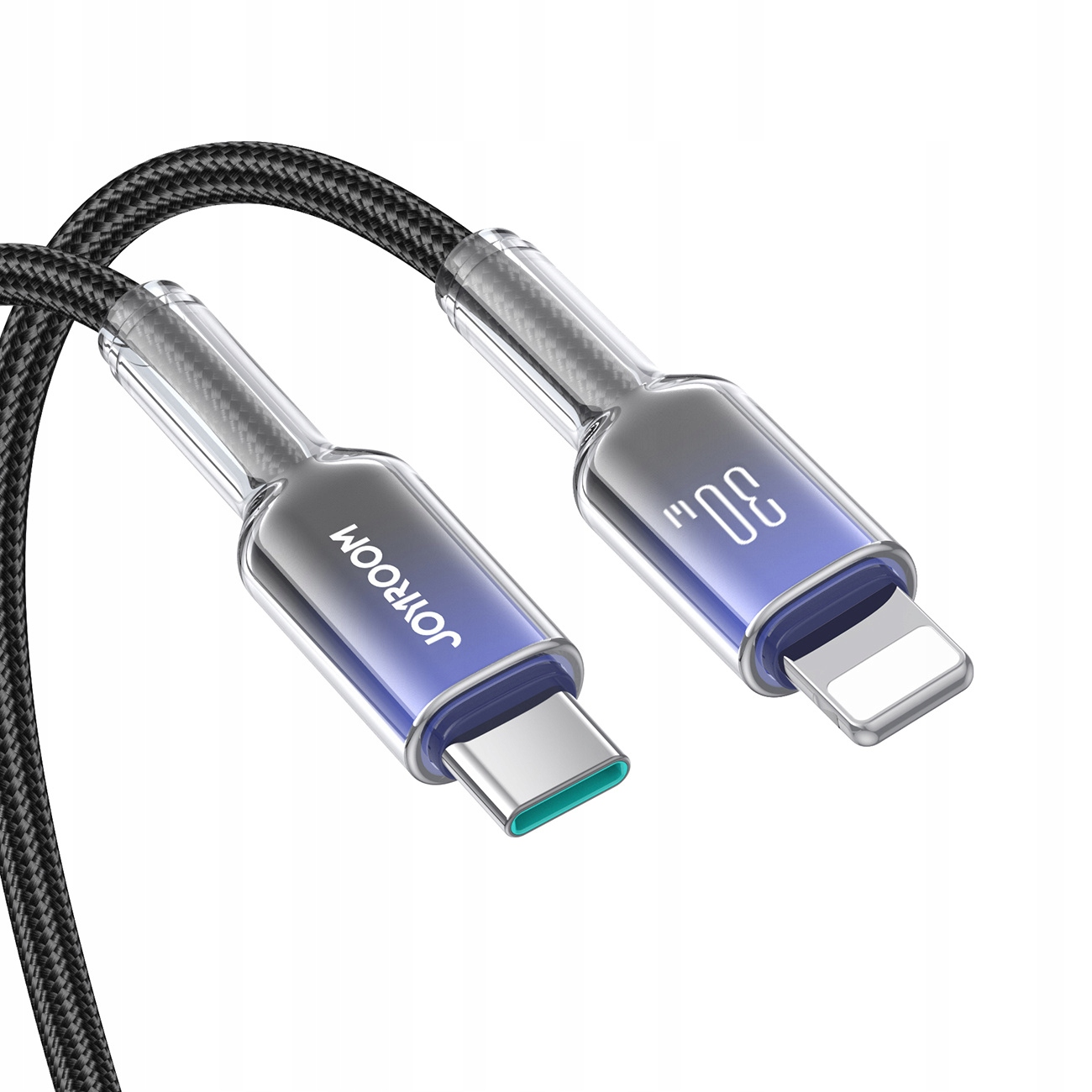 Kabel USB-C do Lightning z czarnym plecionym przewodem oraz srebrnymi i niebieskimi złączami. Białe tło.