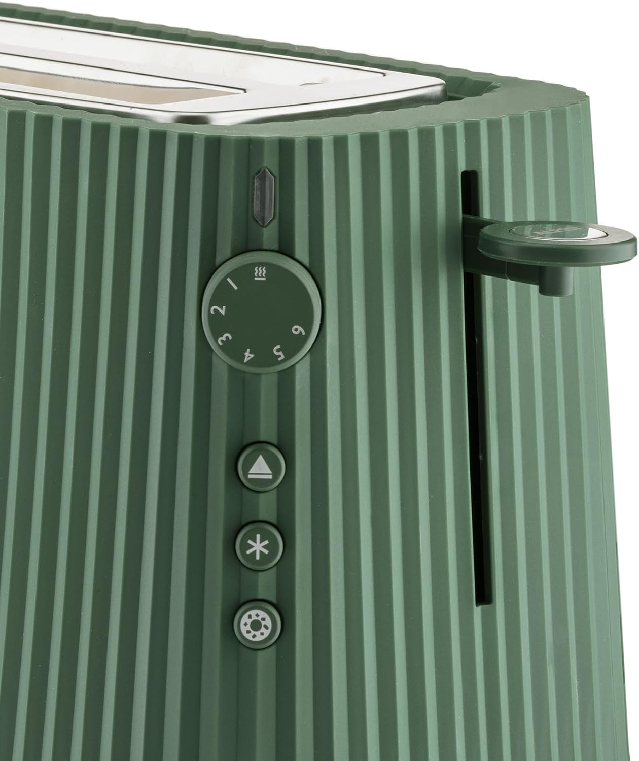 Un primo piano di un tostapane verde. Pulsanti e un quadrante sono visibili. Il tostapane è a coste.