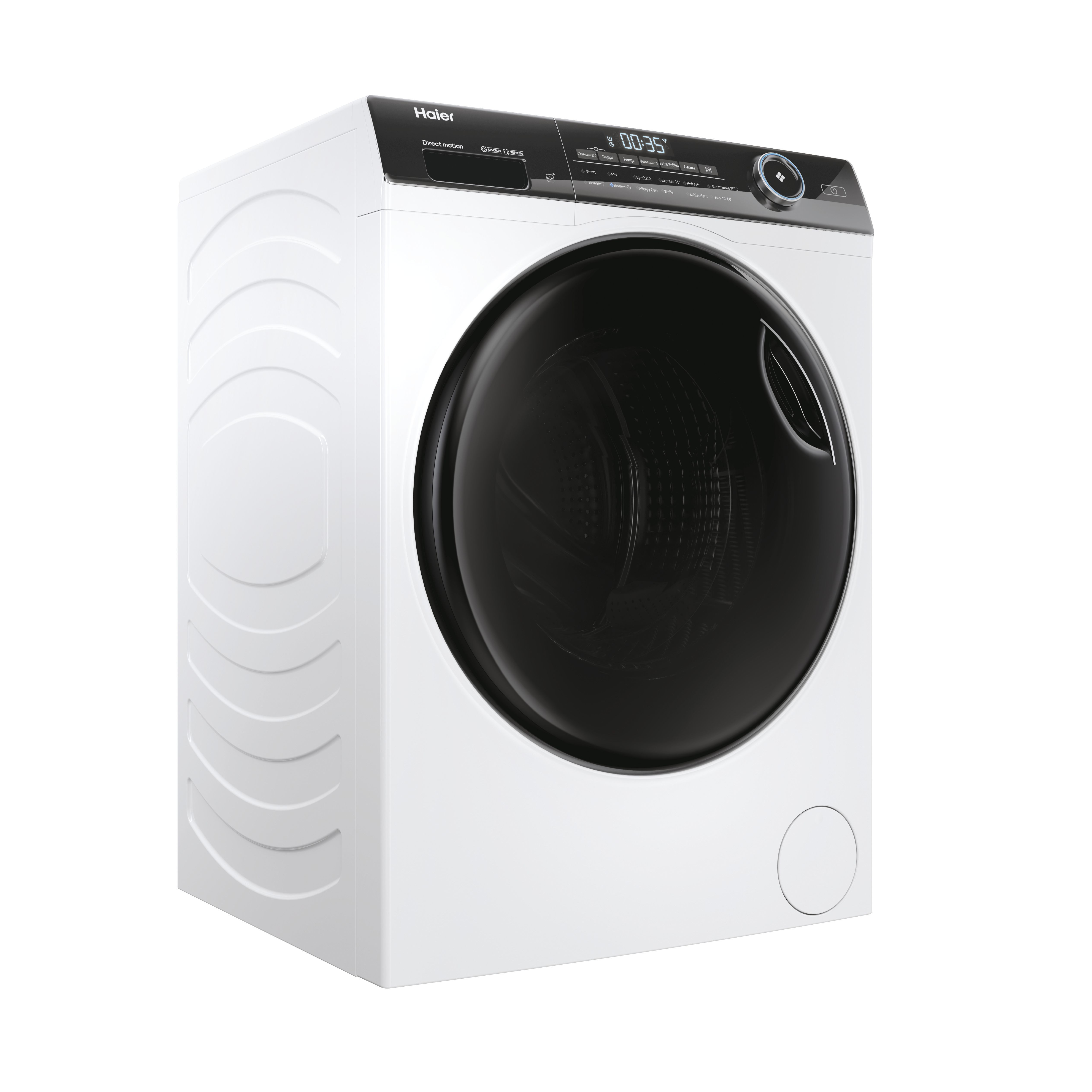 Eine weiße Haier Waschmaschine steht auf einer weißen Oberfläche vor einem weißen Hintergrund.